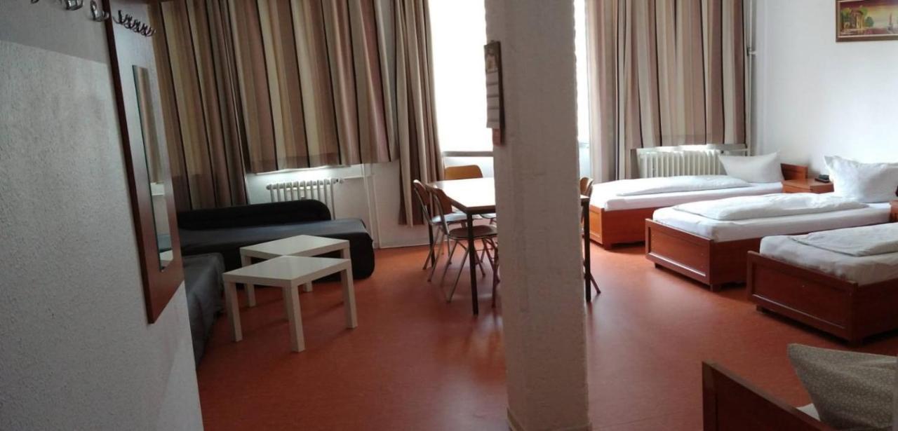 Hostel Am Kurtti Berlin Eksteriør bilde